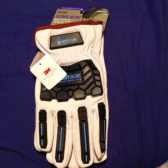 Work Gloves - Picture 1 of 3
